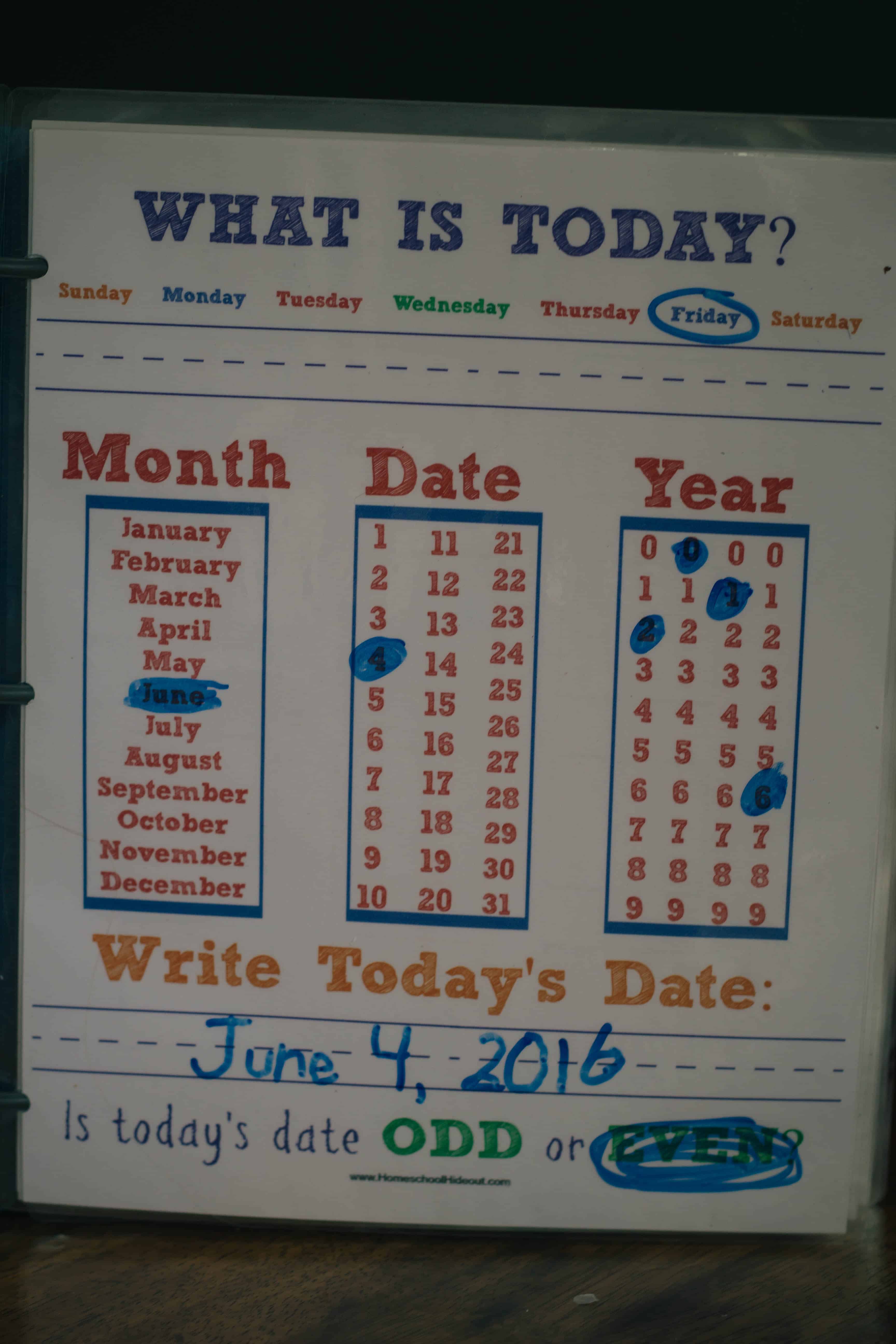 FREE Printable homeschool daily notebook pages!
