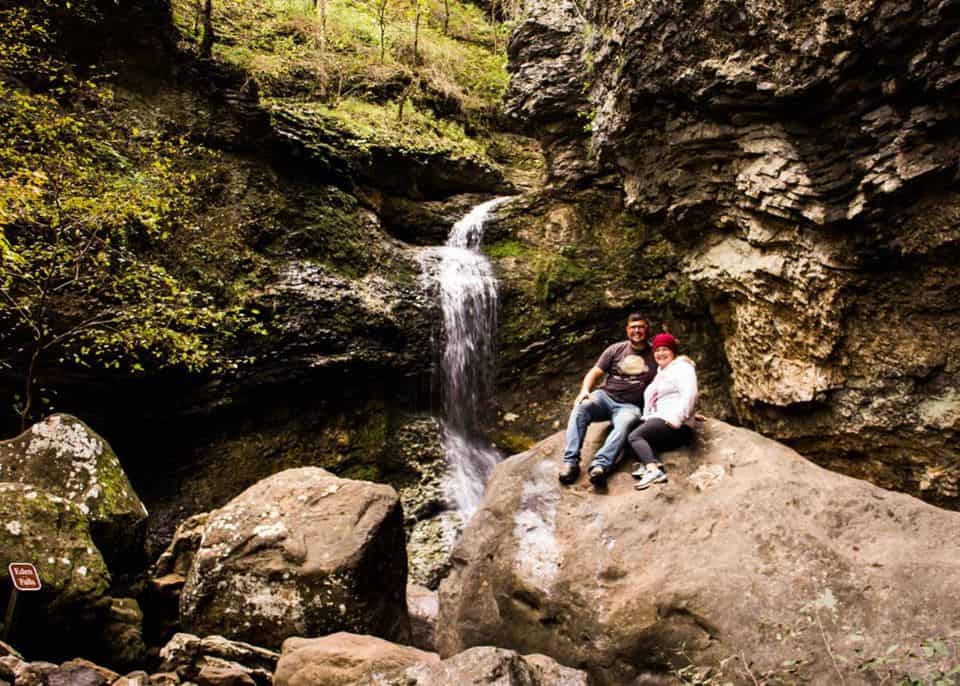 Looking for the best family hikes in Northwest Arkansas? These are the best for all ages, hands down! #nwa #northwestarkansas #hikes #familytime #arkasas #bentonville #rogersar