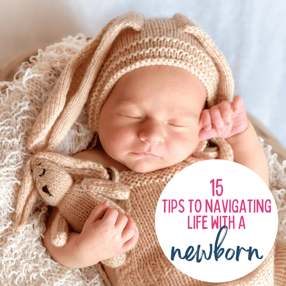 Navigating life with a newborn can be tricky but these 15 tips are SO helpful!